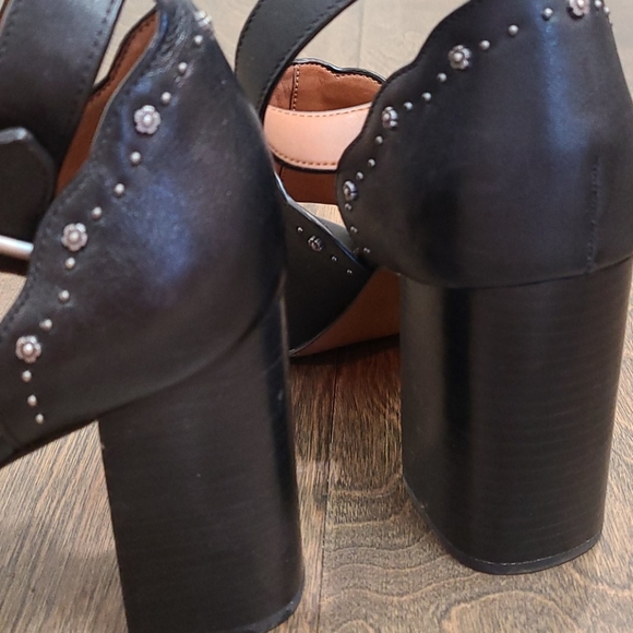 Coach Marnie Block Heel With Tea Rose Studs - Picture 8 of 13